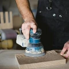 Orbital sander tool